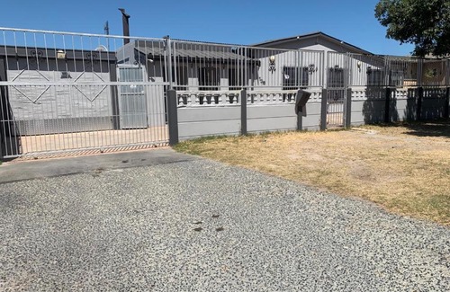 Cape Town Casa | Oostenberg VIP Guest House