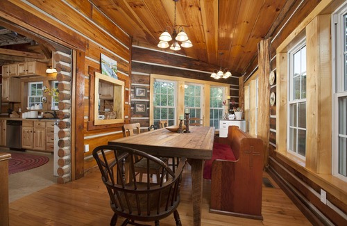 Mars Hill Cabina | NC Private Rustic Ski Lodge bañera de hidromasaje Cabin Sleeps 15! Cama colgante y 2 estanques!