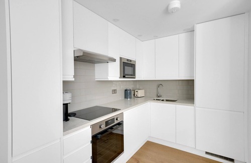 Bishop's Apartamento | Open plan Waterloo, 1BR, New build, terrace, by Blueground