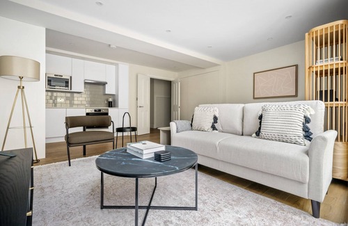 Bishop's Apartamento | Open plan Waterloo, 2BR, New build, terrace, by Blueground