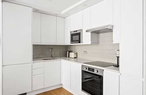 Bishop's Apartamento | Open plan Waterloo, 2BR, New build, terrace, by Blueground
