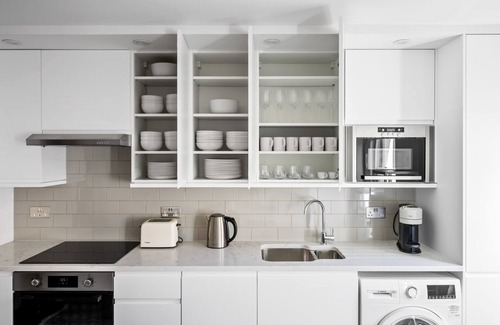 Bishop's Apartamento | Open plan Waterloo, 2BR, New build, terrace, by Blueground