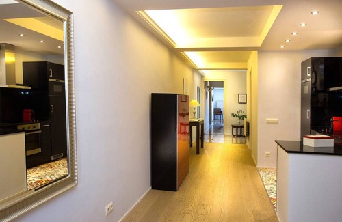L'Antiga Esquerra de l'Eixample Apartamento | Opening Doors Aribau Modern apt near La Pedrera