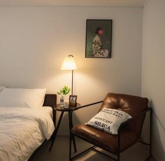 Sadang-dong Apartamento | Opening Special,4 min to Airport Bus, 6 min to Olive Young, fast access to Gangnam, Jamsil, Jongno, Hongdae, Express Bus Terminal , anywhere in the city