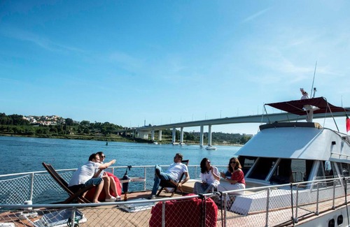 Campanha Alquiler De Eote | Oporto Yacht