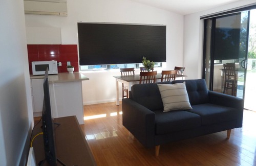 Bridport Apartamento | Opposite Beaches - Short Walk to Shops & Eateries