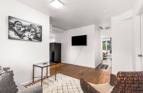 Detroit Apartamento | Opulent 2 Bedroom Getaway