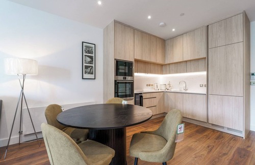 Malahide Apartamento | Opulent - Fully Furnished, 1 Bedroom Apartment