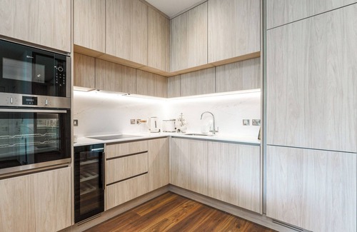 Malahide Apartamento | Opulent - Fully Furnished, 1 Bedroom Apartment