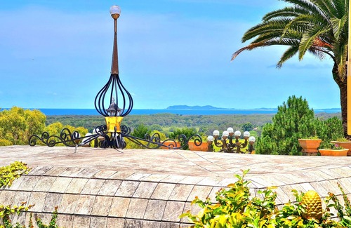 Sleepy Hollow Casa | Opulent Serene apartment @ Palazzo Sophia Byron panoramic seaview & sugarfields