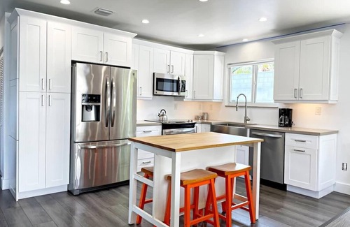 Hendricks and Venice Isles Apartamento | Orange Dream in the Sky