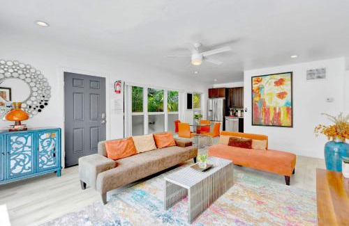 Hendricks and Venice Isles Apartamento | Orange Dream on the Water
