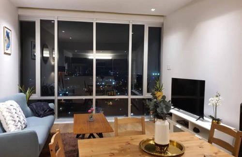 Coyoacan Apartamento | Orange & Green Apartment - HP Sur