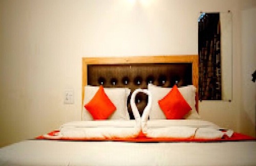 Kharghar Hotel | Orange Inn
