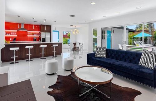 Tahquitz River Estates Casa | Orangetini mediados de siglo Hollywood Estilo regencia Retreat! Ofertas de Último minuto!
