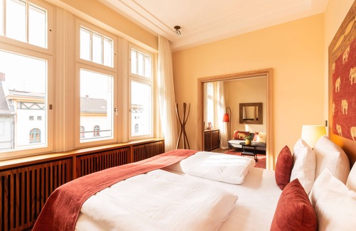 Friedrichshain-Kreuzberg Hotel | Orania.Berlin