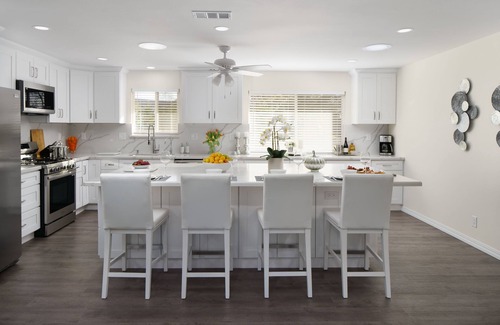 Nipomo Casa | Orchard Oasis: 20 min to Oceano/Pismo Beach, BBQ, Pool Table, King-sized beds