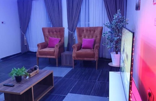 Ofin Casa | ORCHID House , Orchid Road , Lekki , Stylish 3BDR Terrace Duplex Free WiFi DSTV