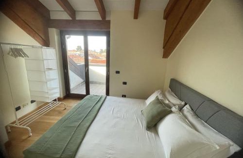 Seregno Apartamento | Orchidea Apartment by Quokka 360 - Attic in the center of Seregno