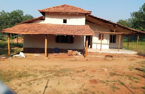 Katni Otro | Organic Farmhouse amidst Bandhawgadh Tiger Reserve