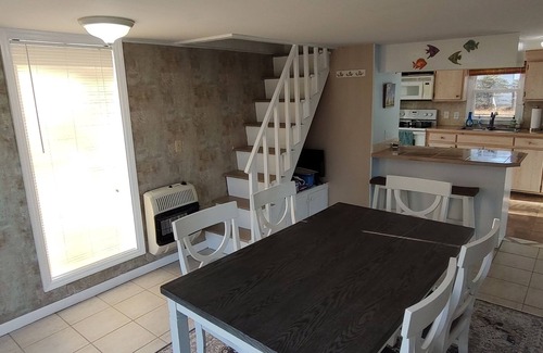 Oriental Cabaña | Oriental Waterfront Cottage on Broad Creek!