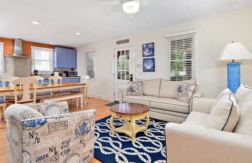 Bethany Beach Cabaña | Original Beach Cottage - Completamente renovado dentro
