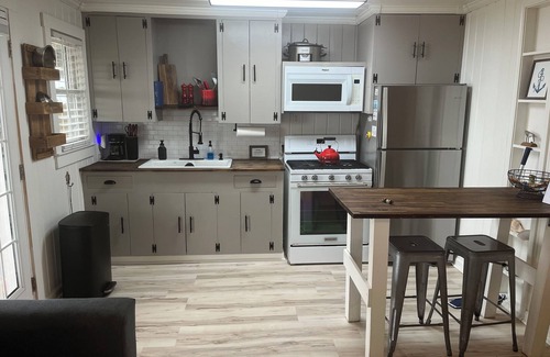 Holden Beach Cabaña | Original Cottage Beachfront cottage