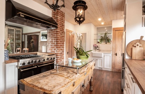 Alta Mesa Casa | Original Frank Lloyd Wright Home, Walk to Everything, 3 Blocks to Beach