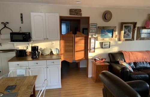 Salvo Cabaña | Original Hatteras Beach Box! Family-owned & loved; flexible check-in/out days!