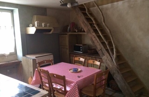 Parnay Casa | Original troglodyte house on the banks of the Loire: Les Troglos Verts