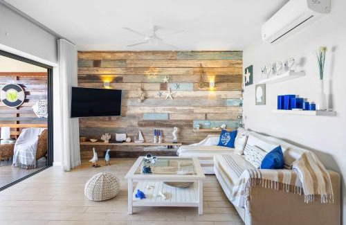 Tamarin Apartamento | Orion Living - Walkable Facilities & Scenic View