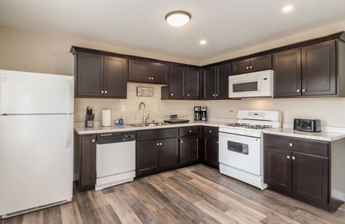 Orland Park Casa | Orland Park FHS Rental -Huntington Ct