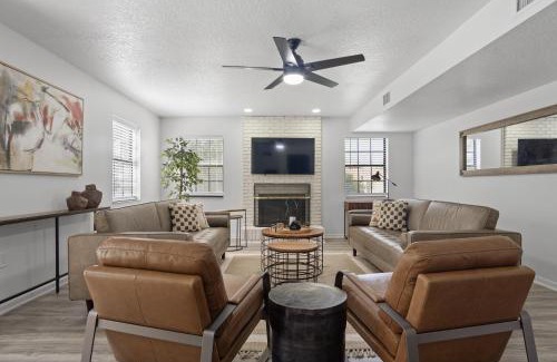 St. James Park Casa | Orlando Getaway 6br Retreat W Pool & Fireplace