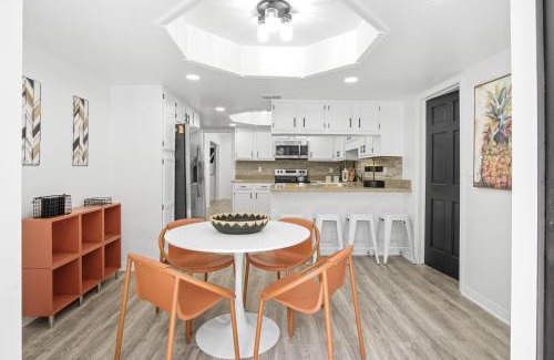 St. James Park Casa | Orlando Getaway 6br Retreat W Pool & Fireplace