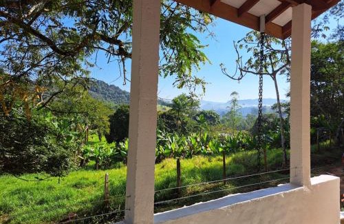 Monteiro Lobato Casa | Orobó Kaá - entre a floresta e a vida no campo
