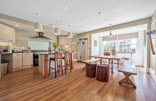 Windermere Casa | Orrest Head House, a majestic Lakeland property a moments walk from Windermere village.