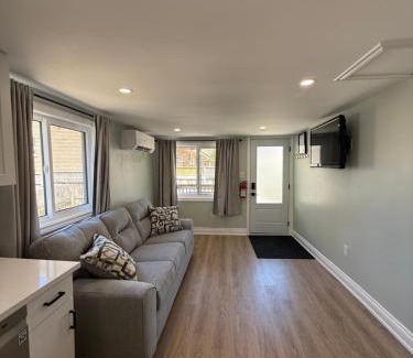 Wasaga Beach Casa | ORS Beach Corporation Wasaga Beach Cottage