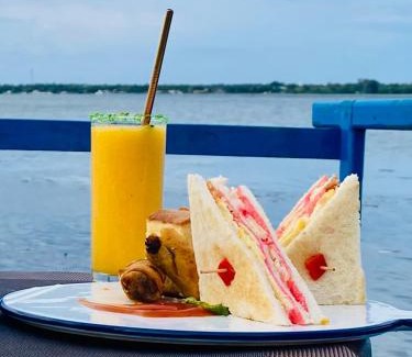 Pottuvil Division 2 Hotel | Oruwa Boutique Villas