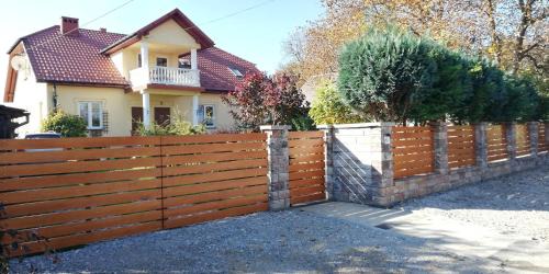 Nowa Słupia Casa | Orzechowa Zagroda