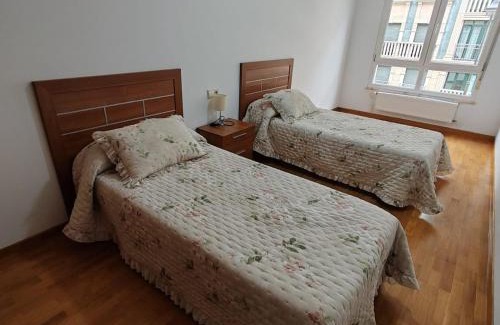 Figueras (Castropol) Apartamento | Os Garitos