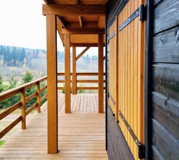 Sierpnica Chalet De Esquí | Osada Sierpnica - Uroczy dom z kominkiem i balią w Górach Sowich