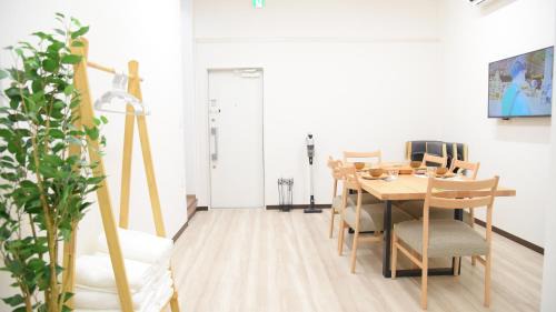 Soemon-cho Villa | Osaka Shinsaibashi Dotonbori Courtyard Villa