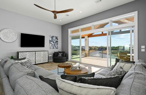 Kingsland Casa | Osi Lago Retreat