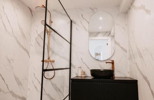 Ostend City Centre Apartamento | Ostend Centre Bayview Apartment + Free Parking