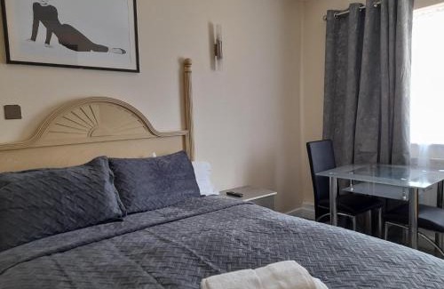 London Borough of Hounslow Hotel | Osterley Park Group Ltd Osterley Park Hotel
