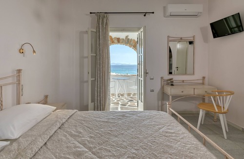 Moutsouna Hotel | Ostria Inn