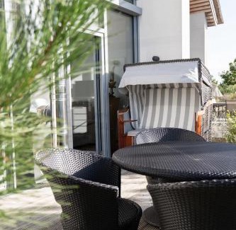 Heiligenhafen Casa | Ostsee - Reetdachhaus Nr 4 "Ostseeperle" im Strand Resort