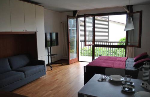 Preganziol Apartamento | OTB Italia 1 - Luminoso appartamento tra Venezia e Treviso con Terrazza e Posto auto Coperto