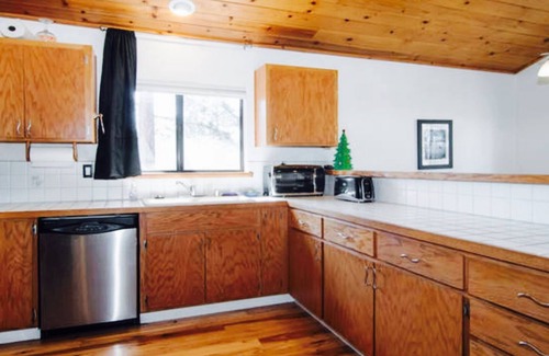 Truckee Casa | Próximos fines de semana ¡33% de descuento y 1 noche gratis! Por favor, pregunte antes de reservar.