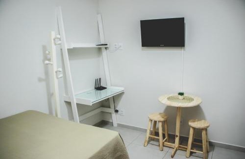 Itajuba Apartamento | Otima kitnet prox a UNIFEI c Wi-Fi e Smart TV